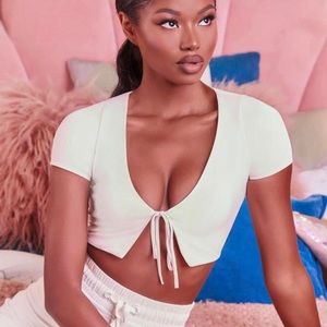 🎀 Oh Polly | No Ties Short Sleeve Tie Front Top in Grey (XS) 🎀